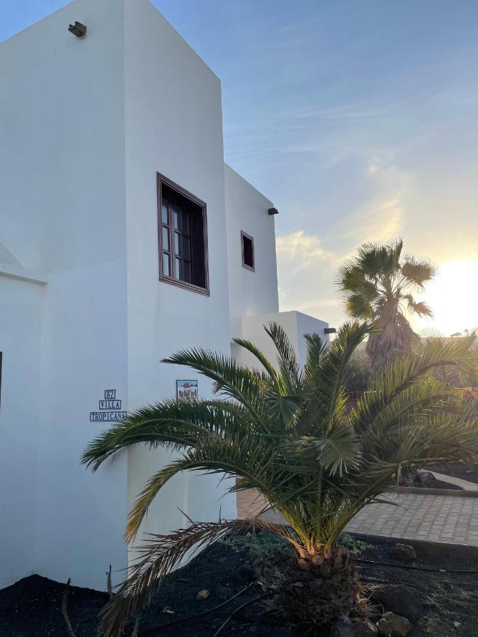 Villa Tropicana Playa Blanca  Buitenkant foto