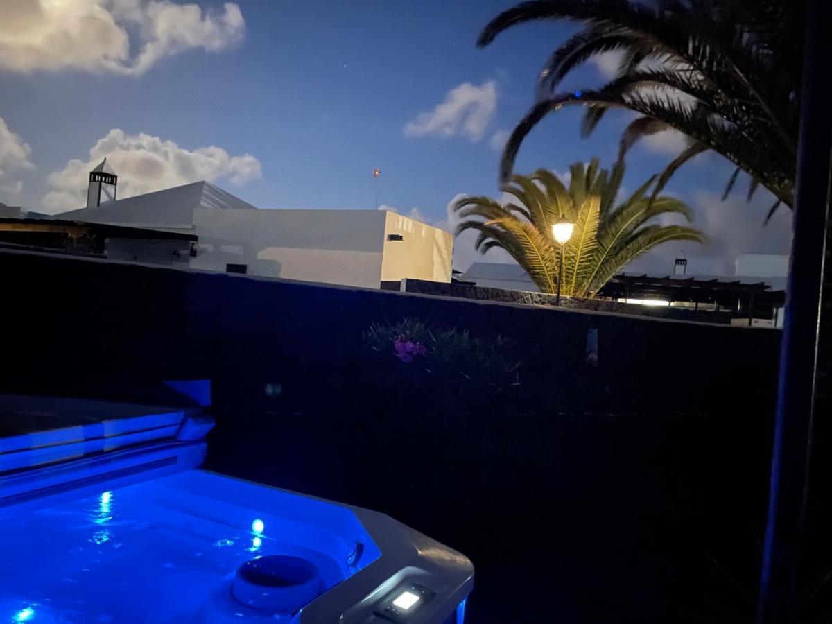 Villa Tropicana Playa Blanca  Buitenkant foto