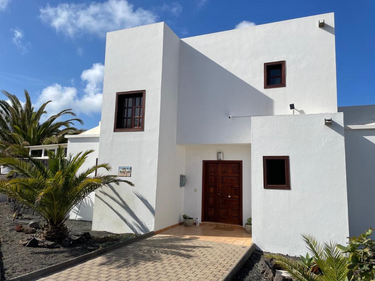 Villa Tropicana Playa Blanca  Buitenkant foto